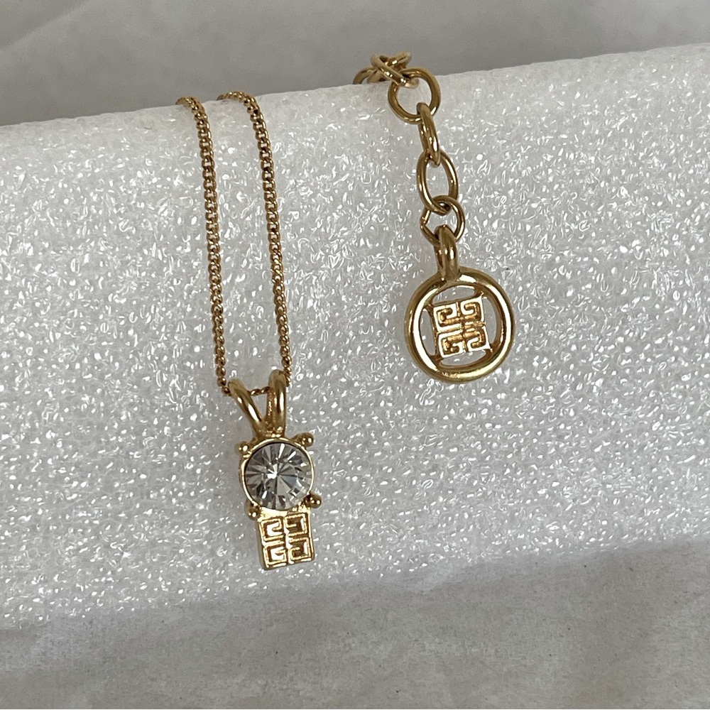 Givenchy necklace crystal gold logo GG pendant chain medallion vintage
